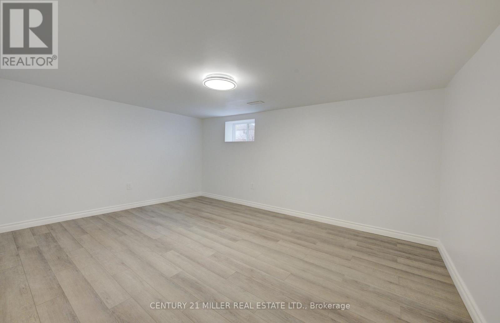 196 Queensdale Avenue E, Hamilton, Ontario  L9A 1K9 - Photo 28 - X12201058