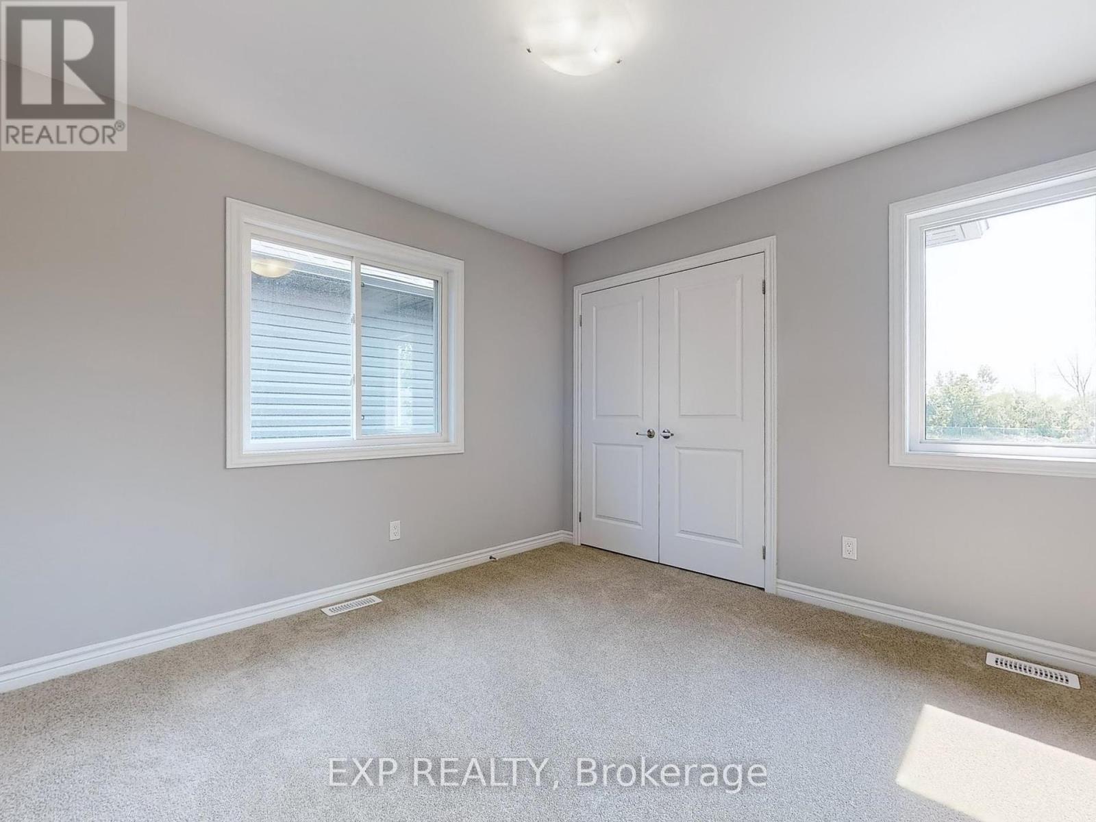 127 Laugher Avenue, Welland, Ontario  L3B 0N6 - Photo 38 - X12201086