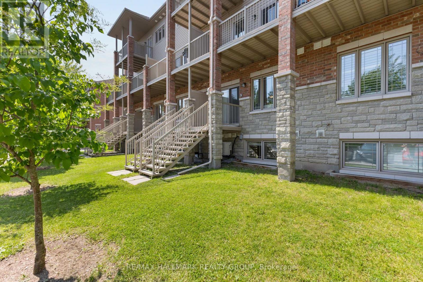 616 Danaca Private, Ottawa, Ontario  K1K 2V7 - Photo 24 - X12201108