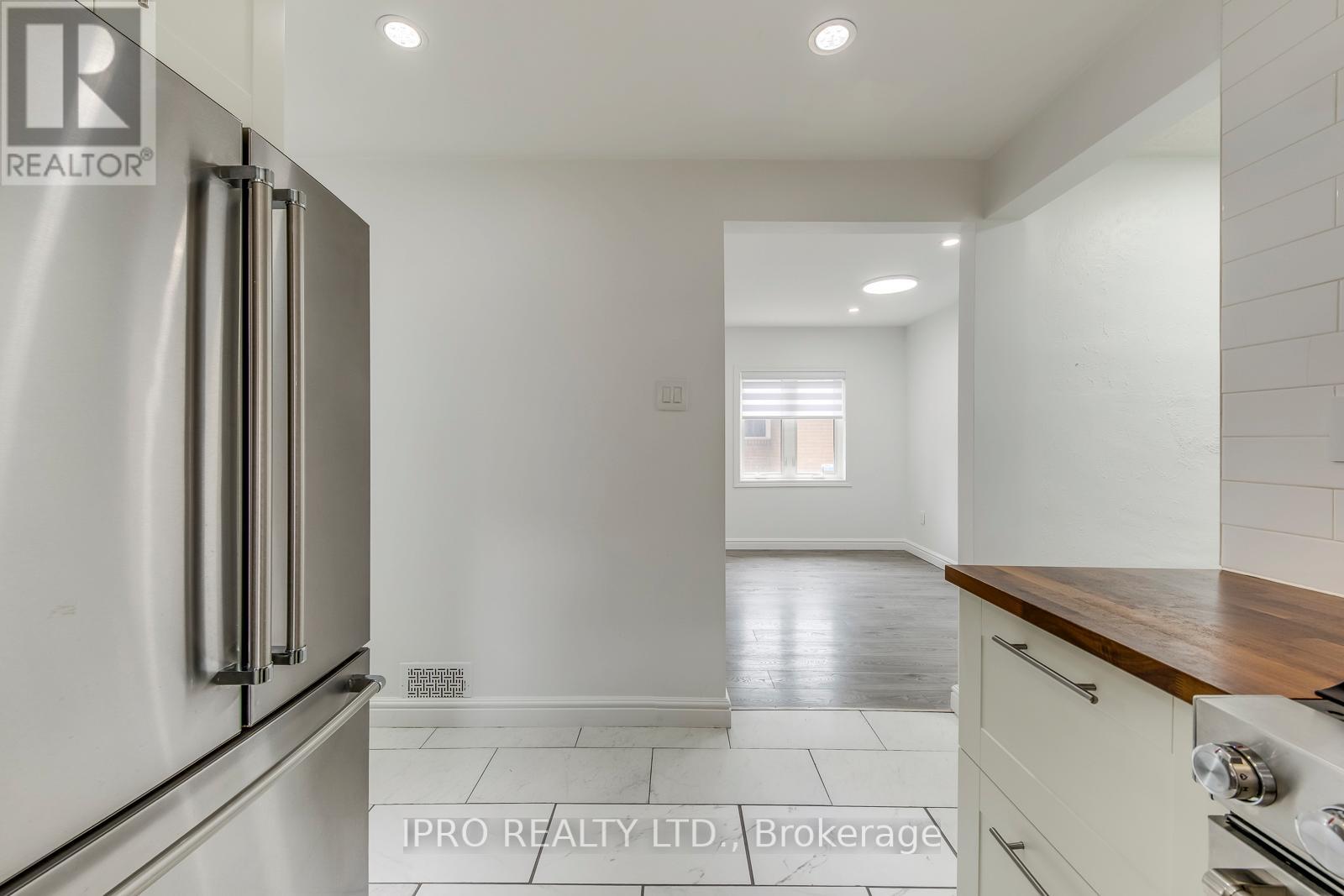 74 Rosemount Drive, Toronto (Ionview), Ontario  M1K 2X3 - Photo 13 - E12201114