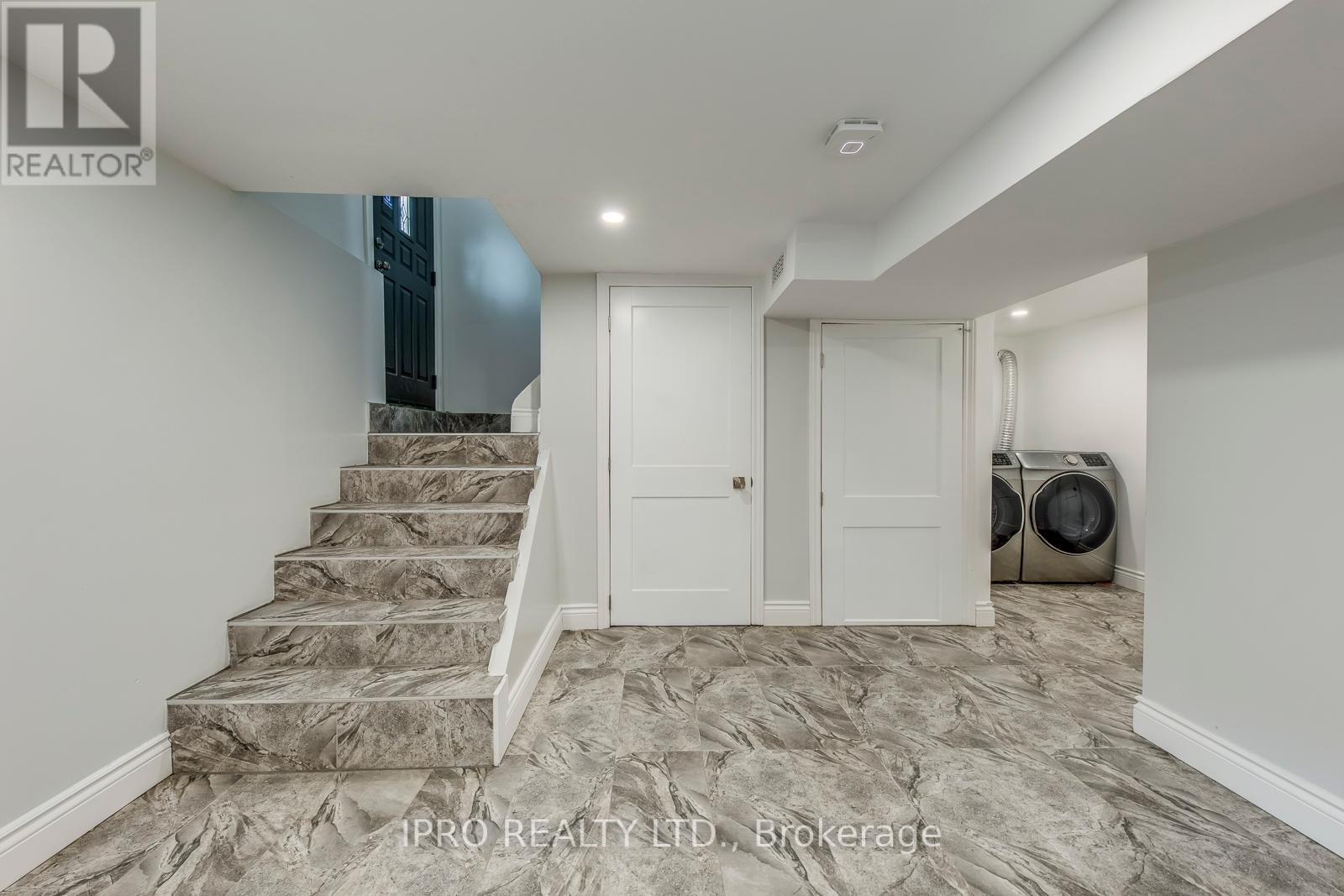 74 Rosemount Drive, Toronto (Ionview), Ontario  M1K 2X3 - Photo 20 - E12201114