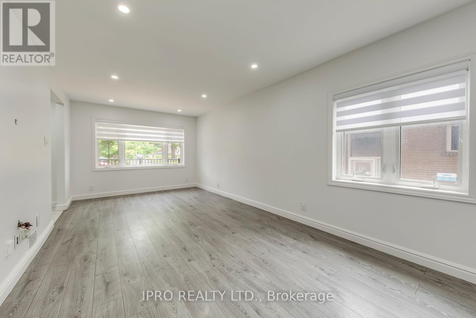 74 Rosemount Drive, Toronto (Ionview), Ontario  M1K 2X3 - Photo 6 - E12201114