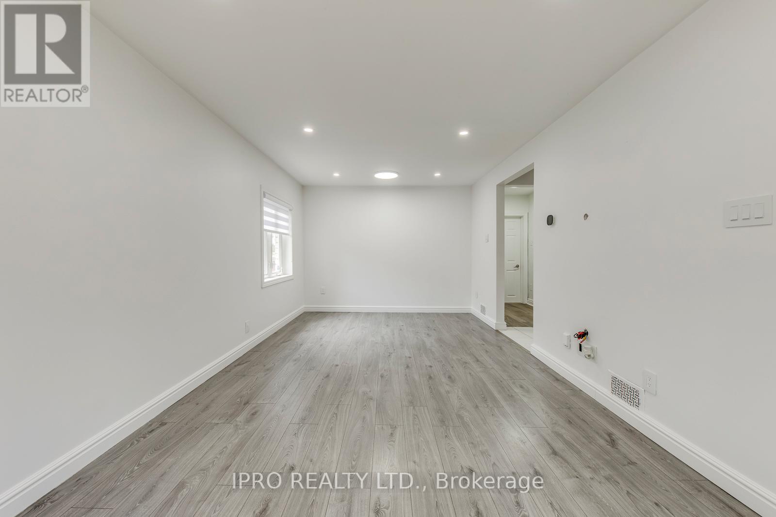 74 Rosemount Drive, Toronto (Ionview), Ontario  M1K 2X3 - Photo 7 - E12201114