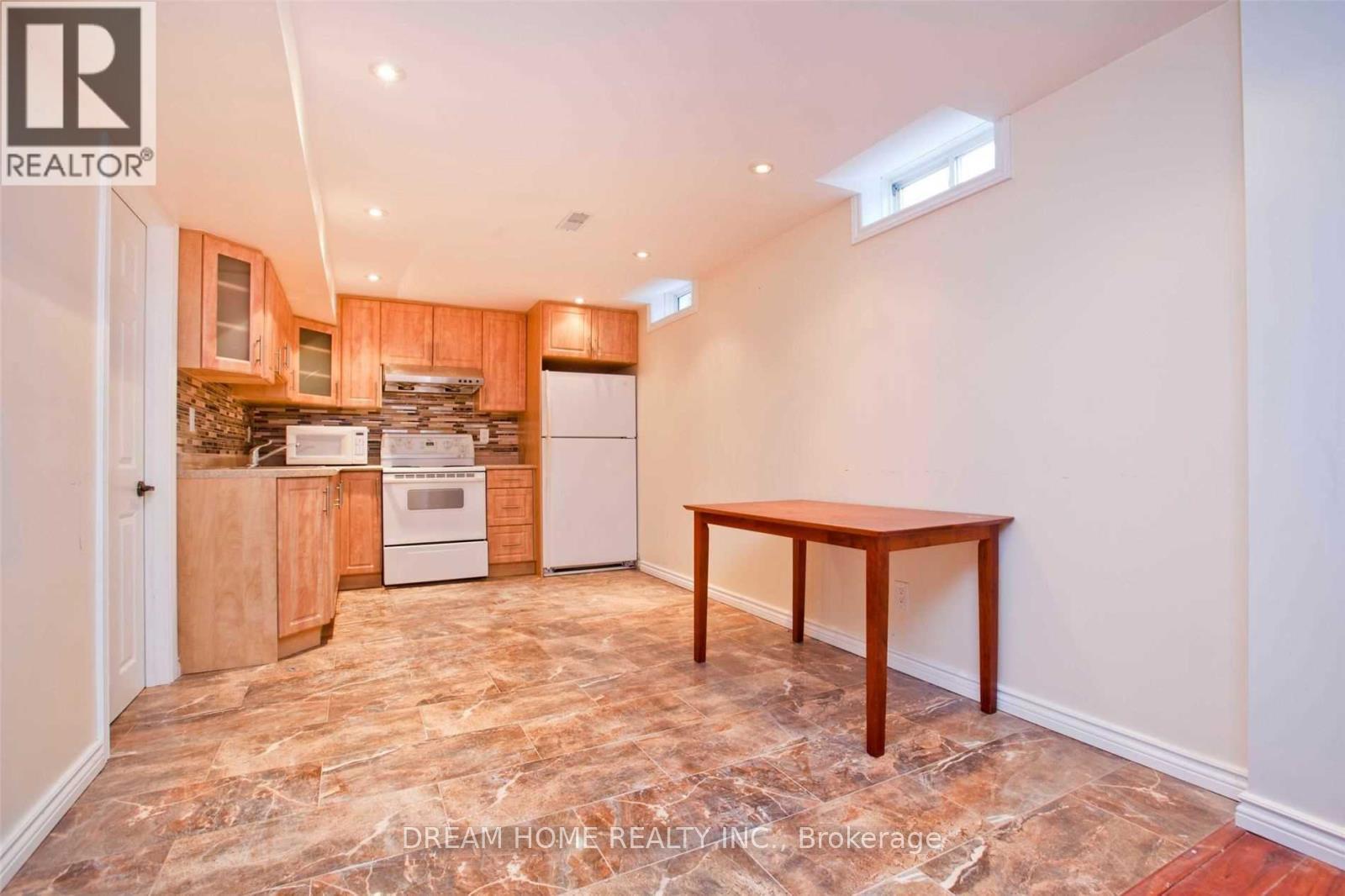 146 Pleasant Ridge Avenue, Vaughan, Ontario  L4J 9G4 - Photo 9 - N12201105