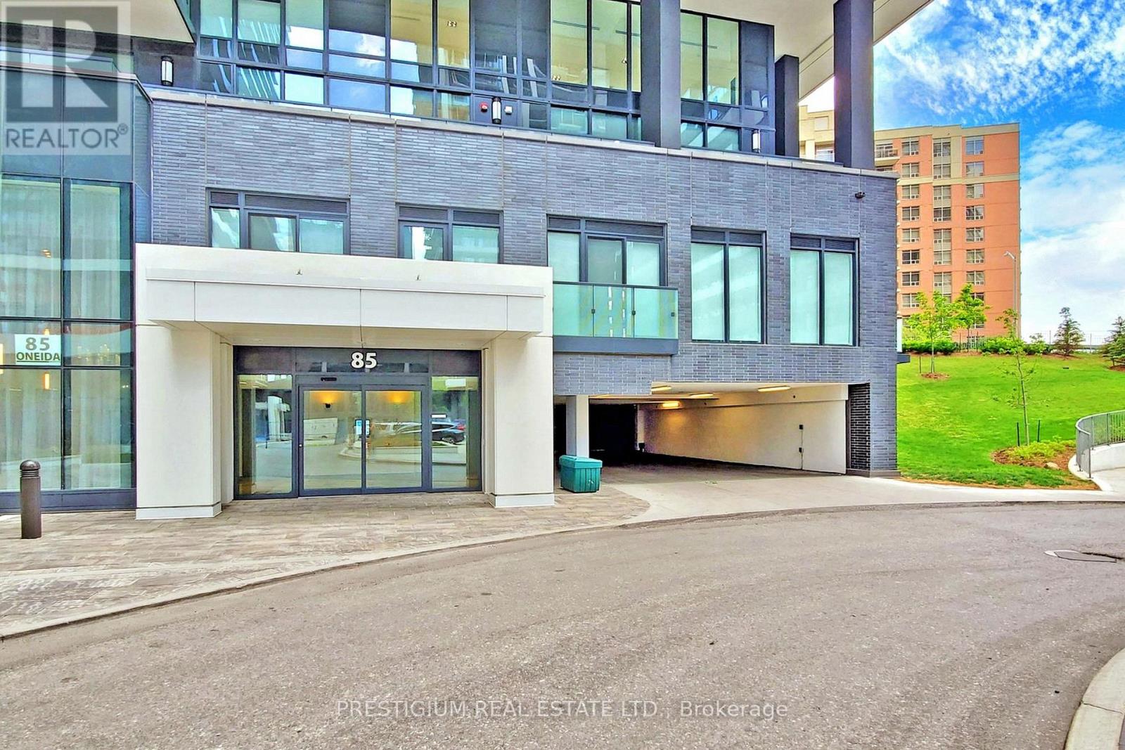 515 - 85 Oneida Crescent, Richmond Hill, Ontario  L4B 0H4 - Photo 4 - N12201110