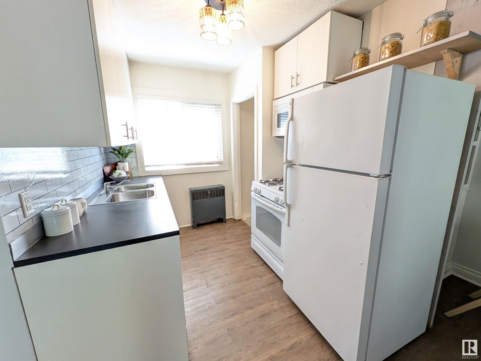 10633 76 Av Nw, Edmonton, Alberta  T6E 1L6 - Photo 10 - E4440763