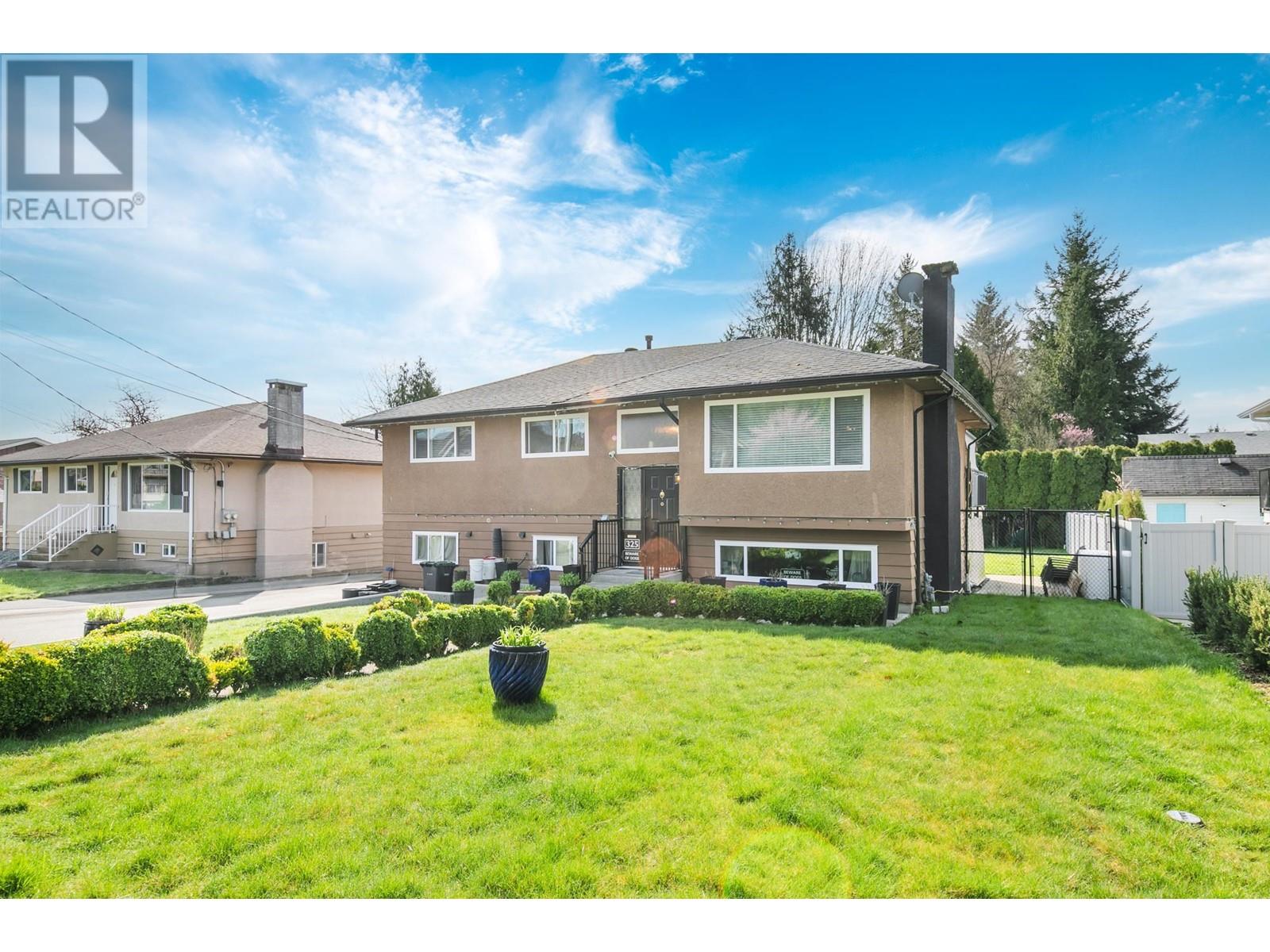 325 SEAVIEW DRIVE, Port Moody, British Columbia