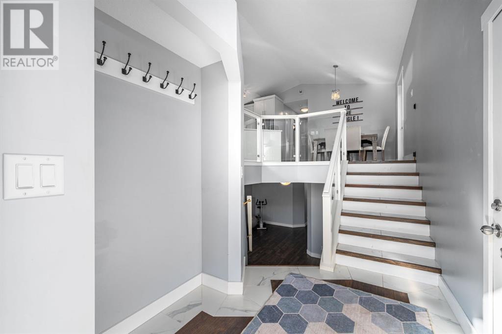 Property at 130 Meadowpark Drive image 4