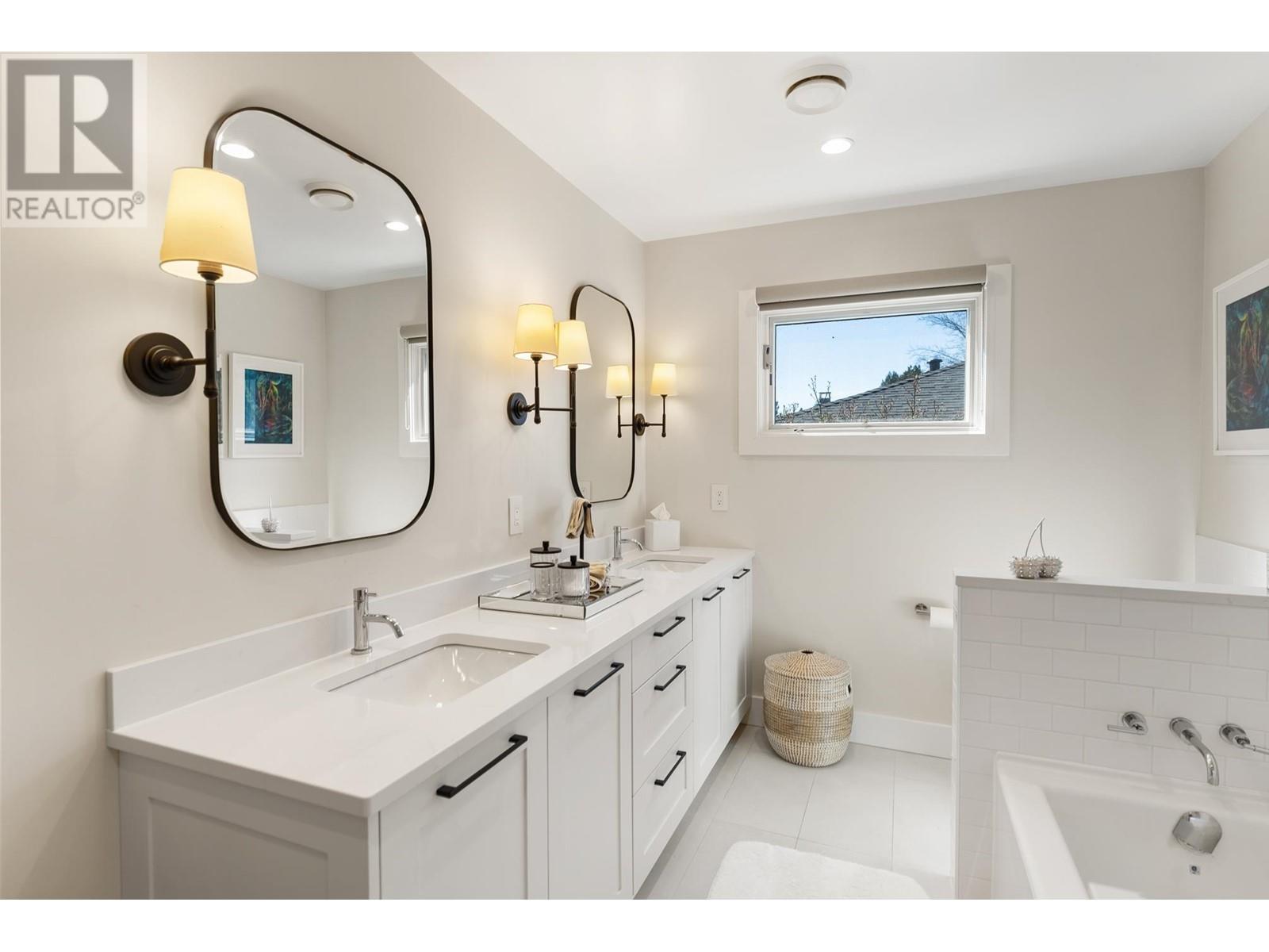 6116 Southlands Place, Vancouver, British Columbia  V6N 1N1 - Photo 35 - R2991788