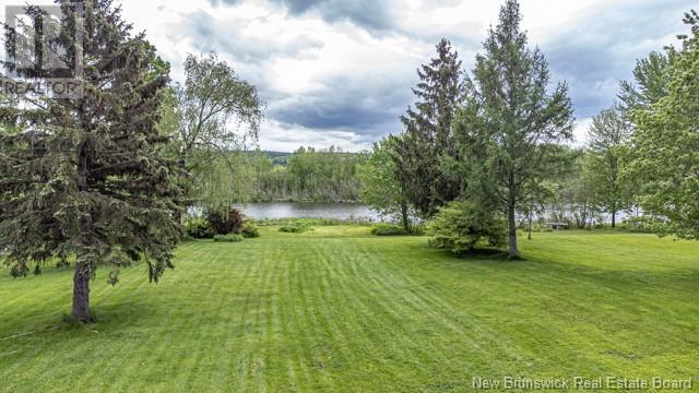 Property at 194 Sunset Drive image 2