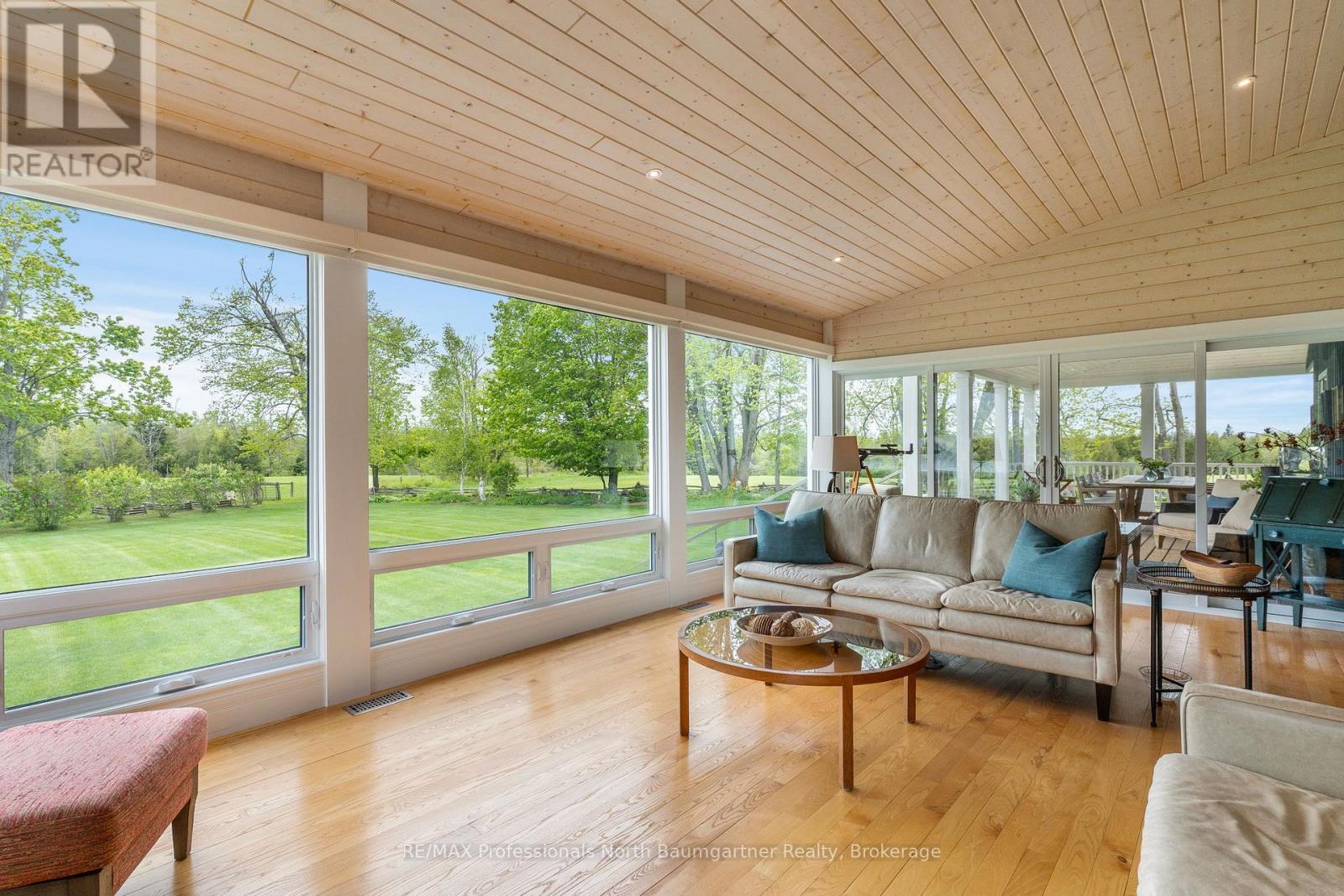 451 Fairbairn Road, Kawartha Lakes, Ontario  K0M 1A0 - Photo 21 - X12182250