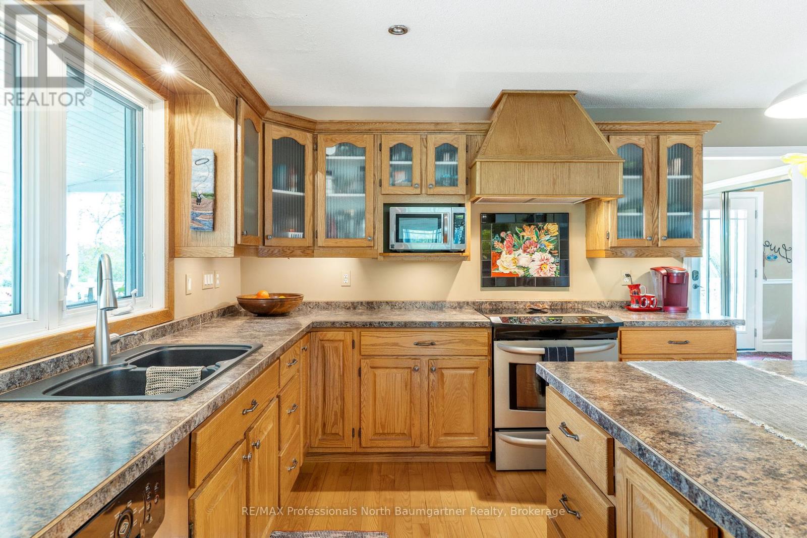 451 Fairbairn Road, Kawartha Lakes, Ontario  K0M 1A0 - Photo 14 - X12182250