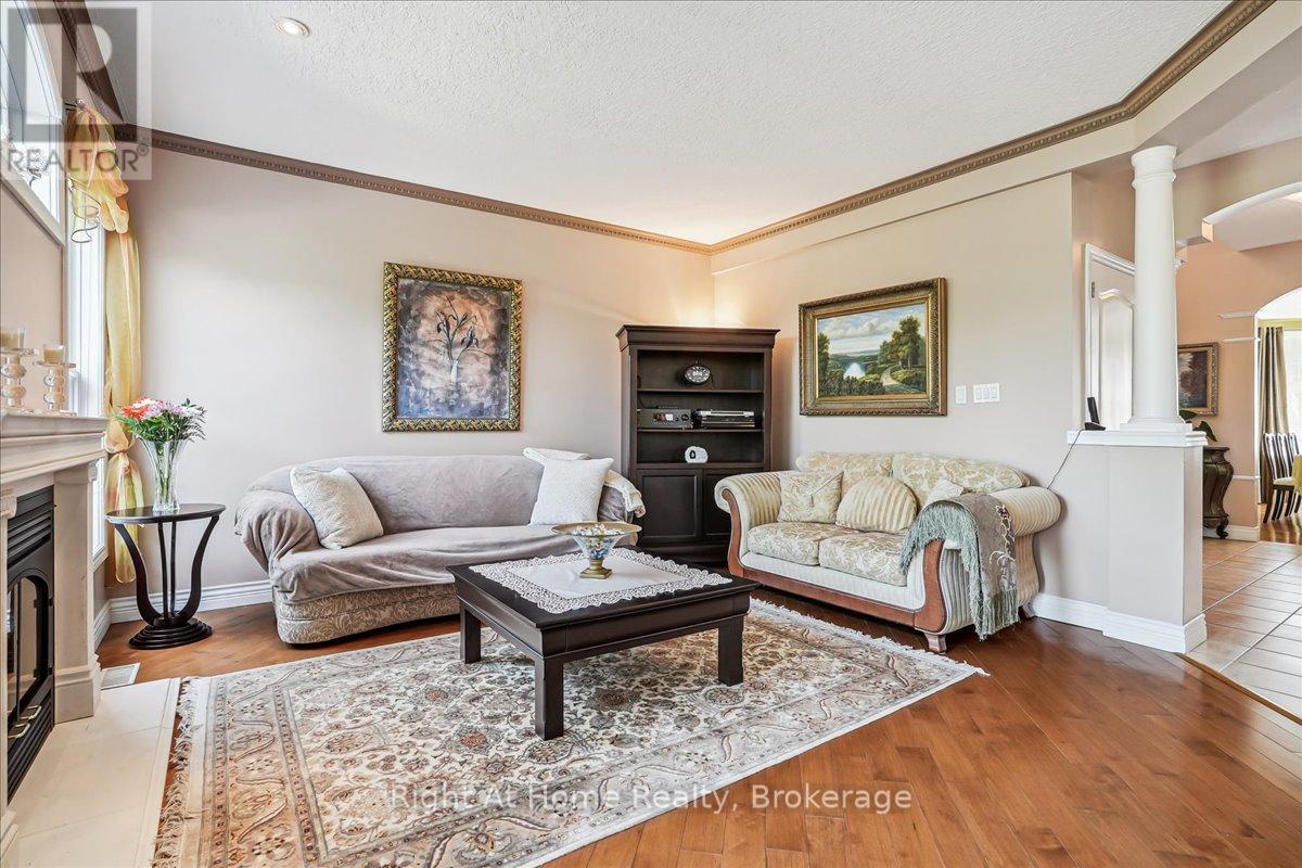 122 Hawkswood Drive, Kitchener, Ontario  N2K 4J4 - Photo 10 - X12201208