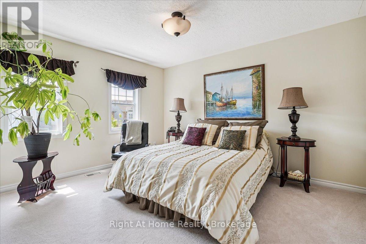 122 Hawkswood Drive, Kitchener, Ontario  N2K 4J4 - Photo 28 - X12201208