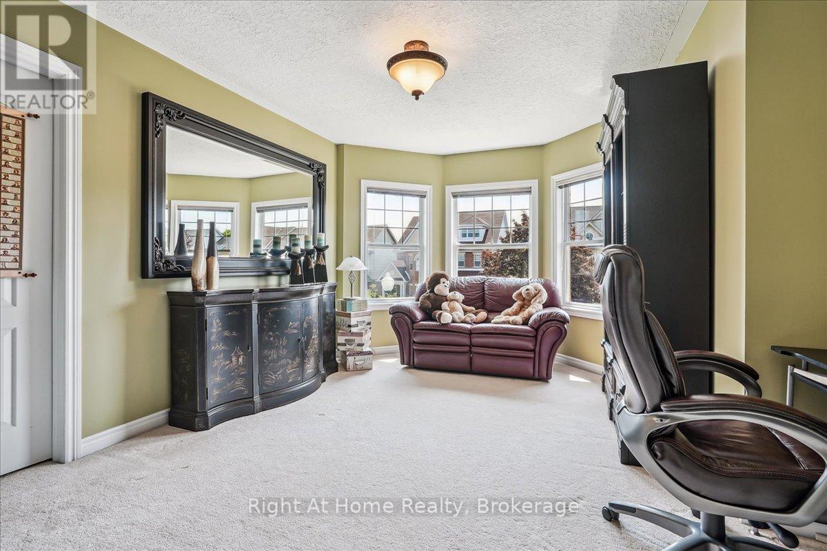 122 Hawkswood Drive, Kitchener, Ontario  N2K 4J4 - Photo 30 - X12201208