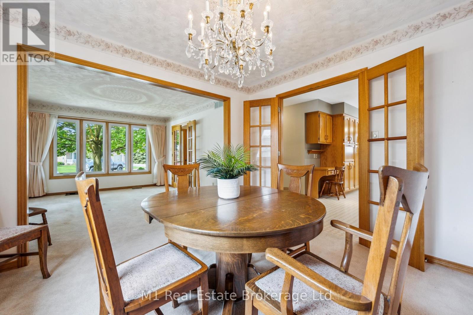 82 Crane Drive, Woolwich, Ontario  N3B 3J6 - Photo 12 - X12161310