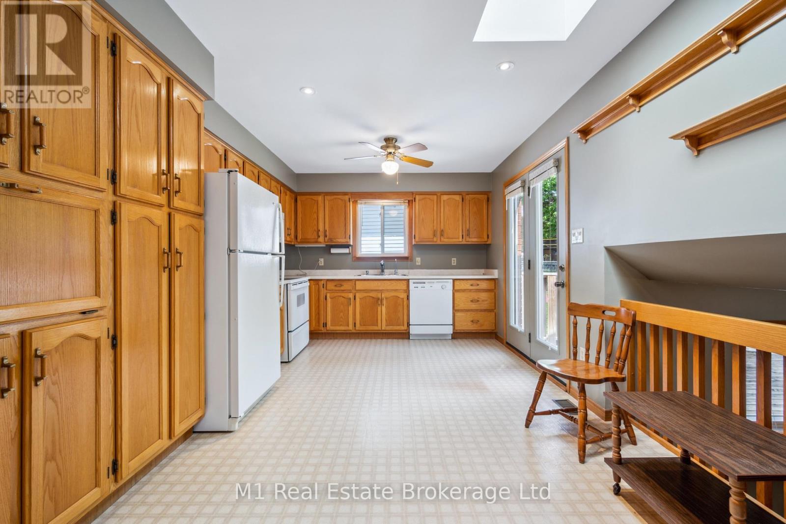 82 Crane Drive, Woolwich, Ontario  N3B 3J6 - Photo 14 - X12161310