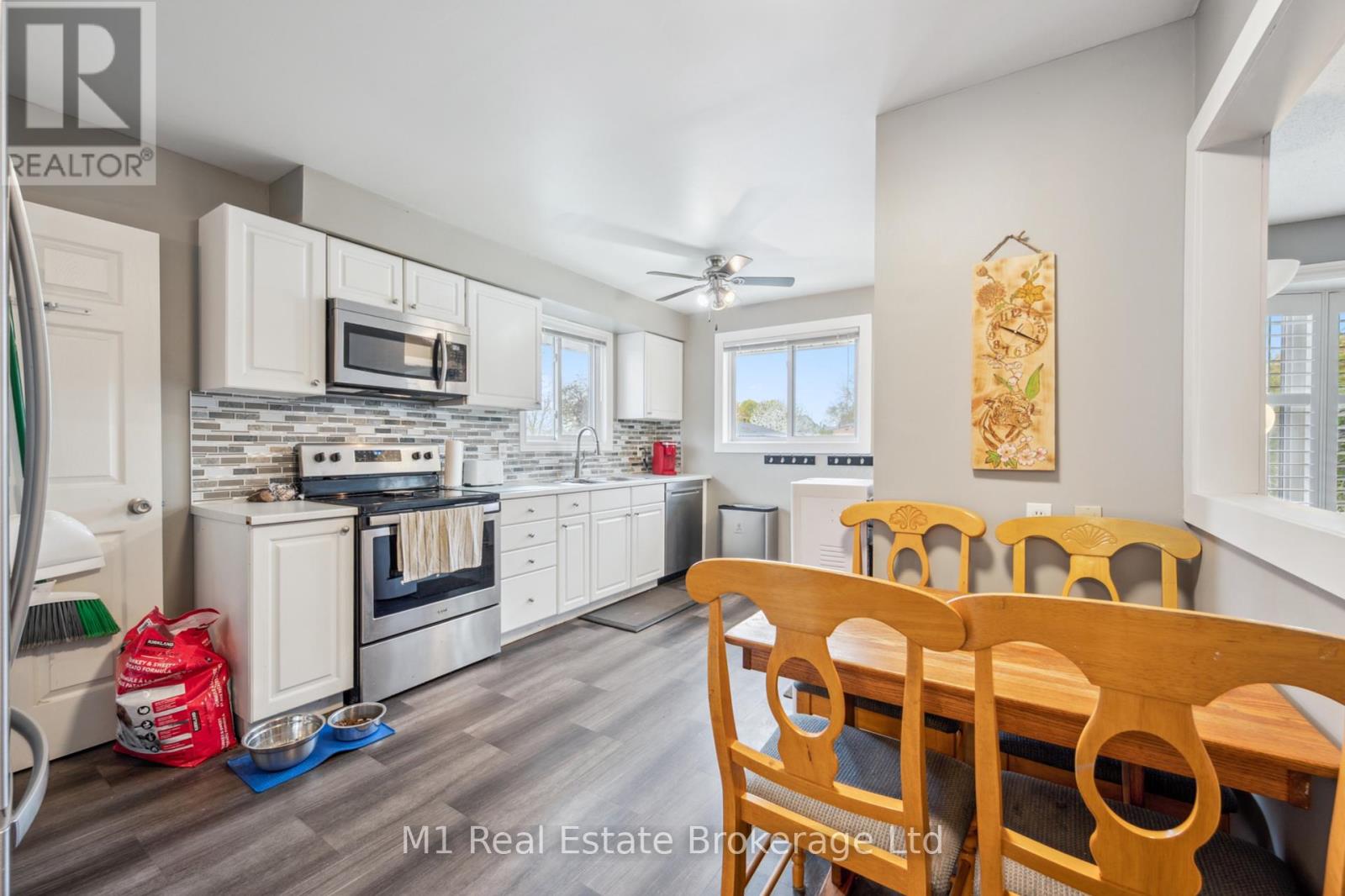 83 Scott Road, Cambridge, Ontario  N3C 2X6 - Photo 11 - X12126441