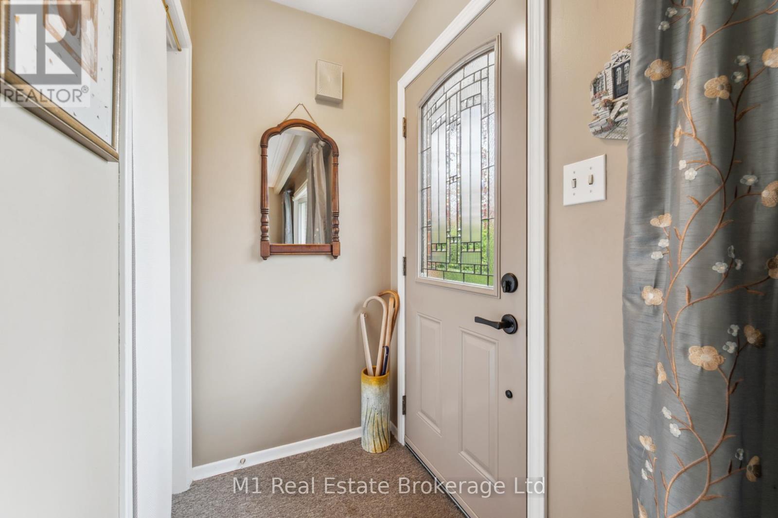 7 Golfview Road, Guelph, Ontario  N1E 1A3 - Photo 9 - X12157950