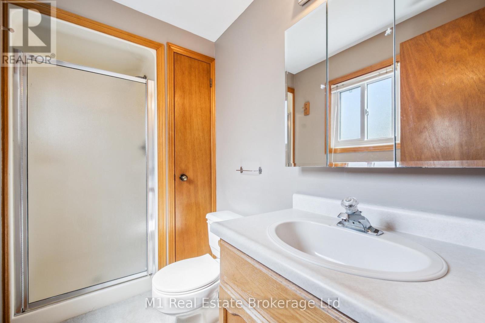 82 Crane Drive, Woolwich, Ontario  N3B 3J6 - Photo 27 - X12161310