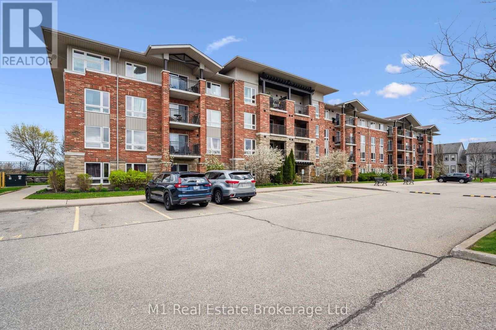 105 - 19 Waterford Drive, Guelph, Ontario  N1L 0G8 - Photo 4 - X12168033