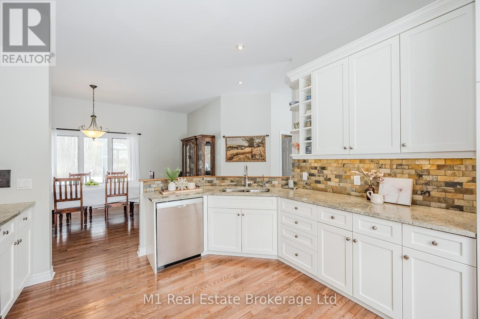 7610 Wellington Road 51 Road, Guelph/eramosa, Ontario  N1H 6J2 - Photo 22 - X12139159