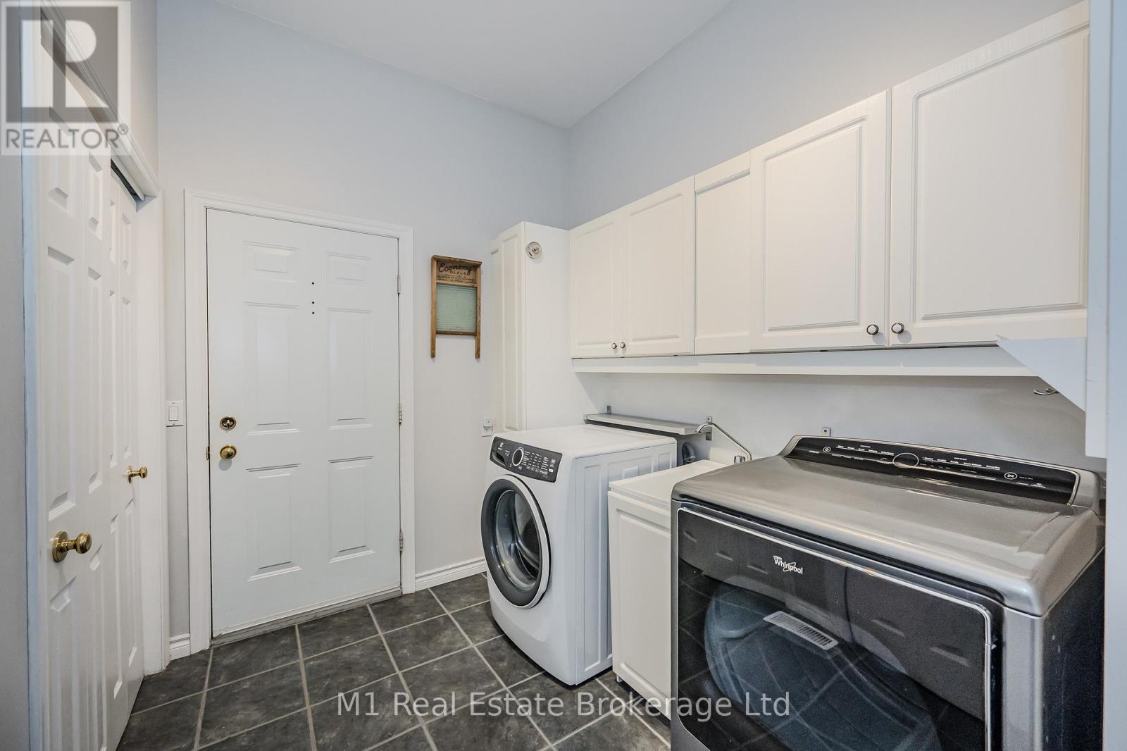 7610 Wellington Road 51 Road, Guelph/eramosa, Ontario  N1H 6J2 - Photo 29 - X12139159
