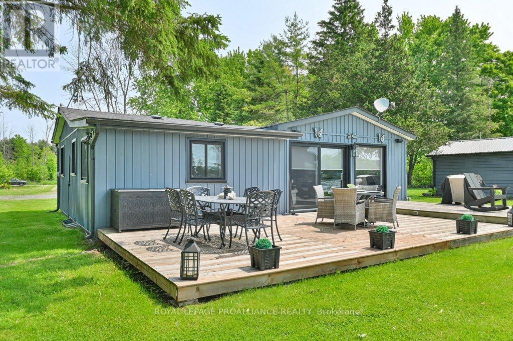 20 Rodgers Road, Quinte West, Ontario K0K 2C0 - Photo 30 - X12195460