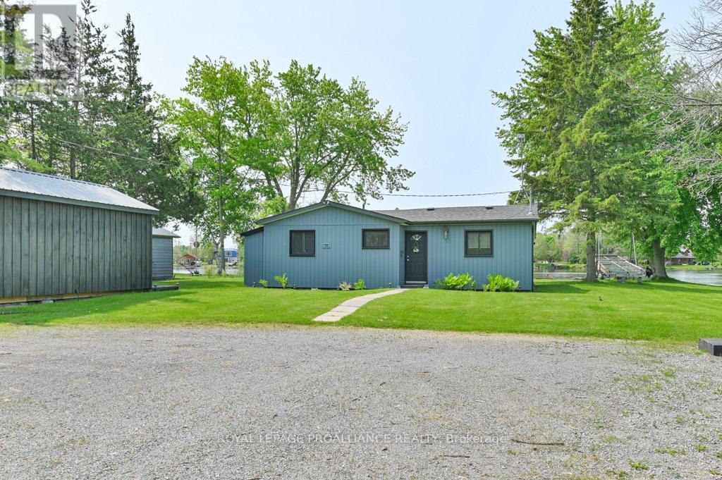 20 Rodgers Road, Quinte West, Ontario K0K 2C0 - Photo 5 - X12195460