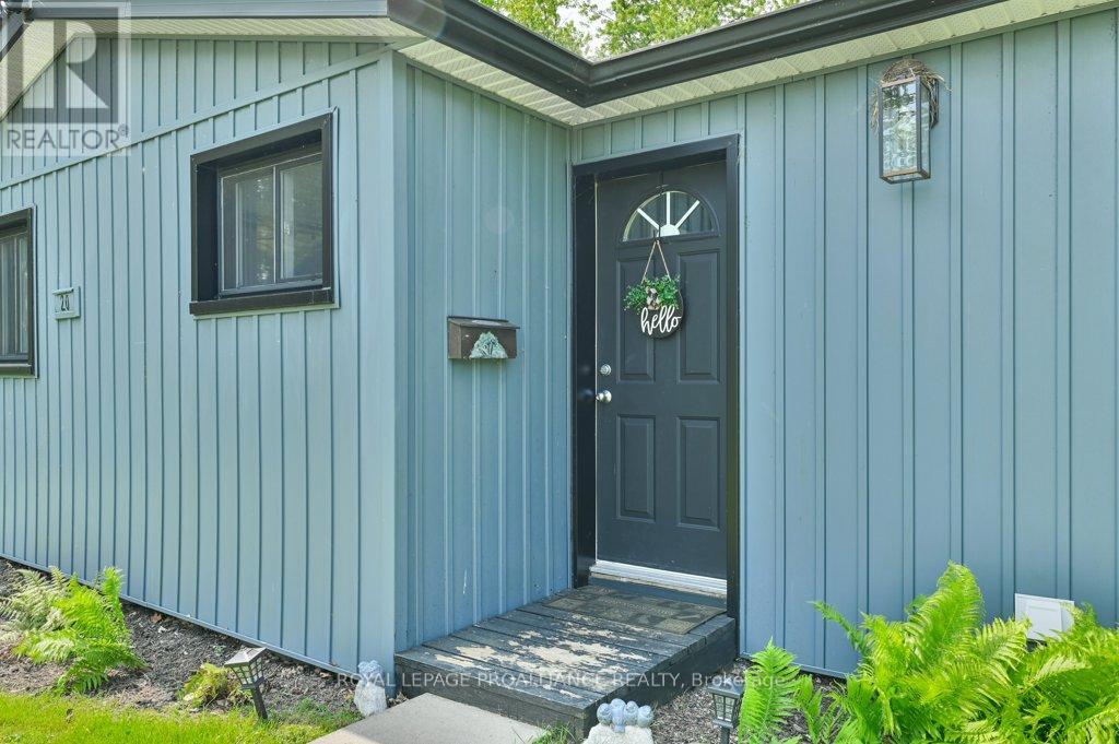 20 Rodgers Road, Quinte West, Ontario K0K 2C0 - Photo 9 - X12195460