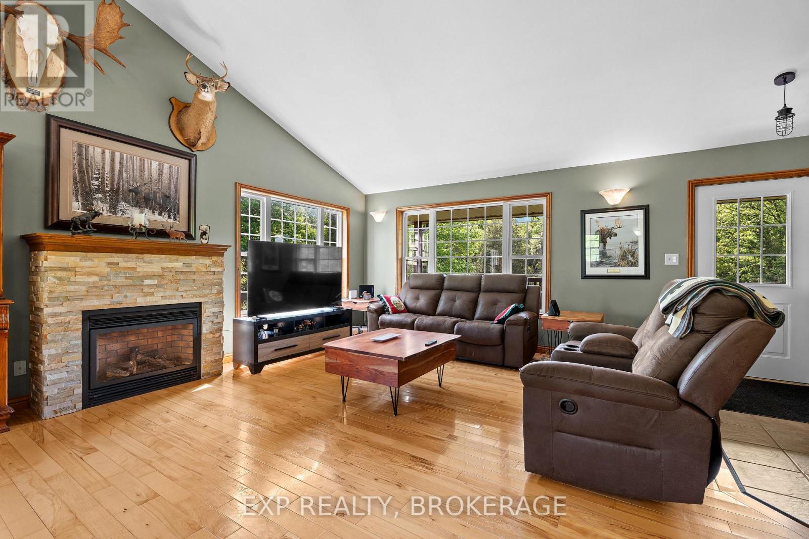6076b Arden Road, Frontenac (Frontenac Centre), Ontario  K0H 0B6 - Photo 7 - X12201198
