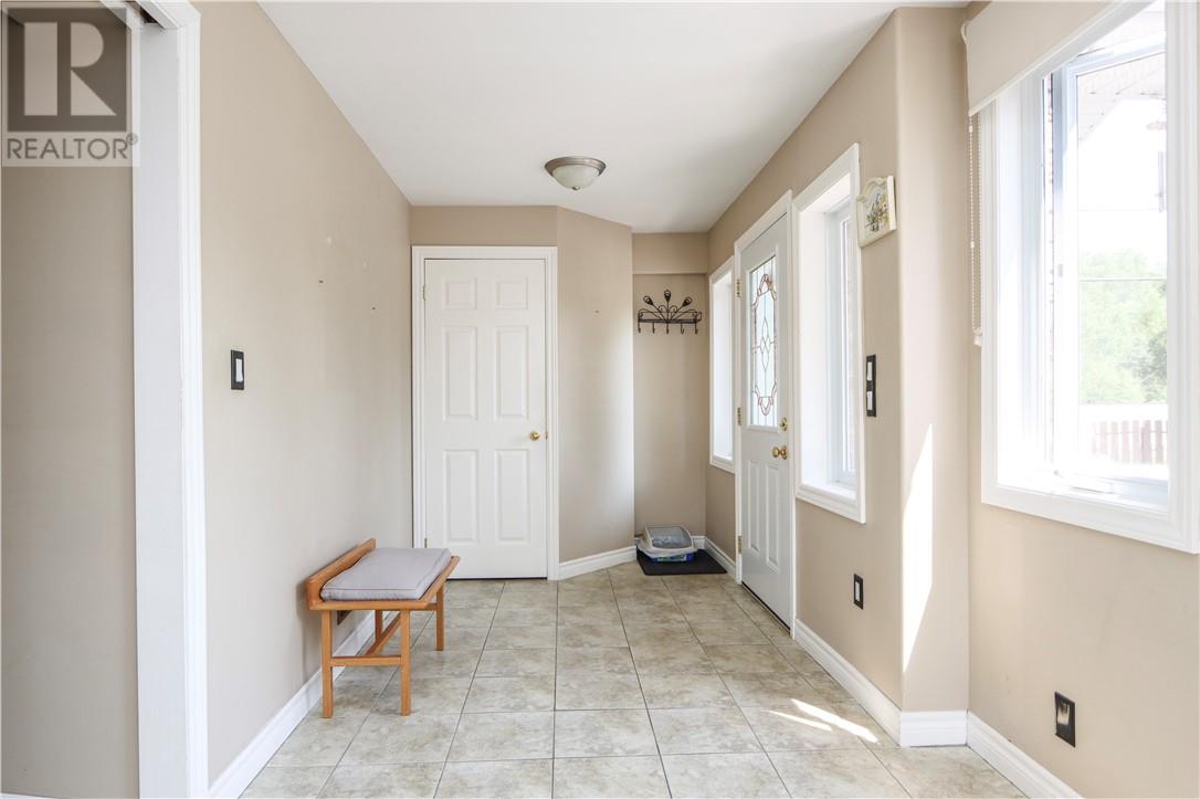 4 Kathleen Street, Naughton, Ontario  P0M 2M0 - Photo 5 - 2122688