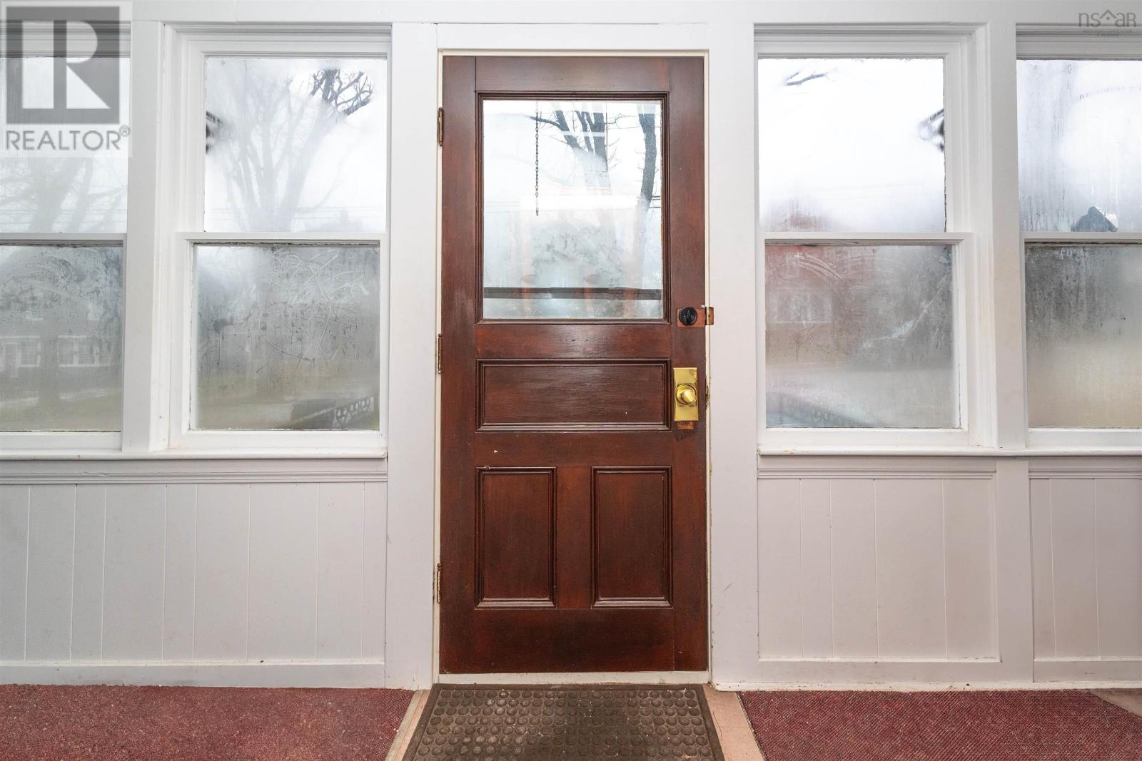 Property at 208 Whitney Avenue image 4