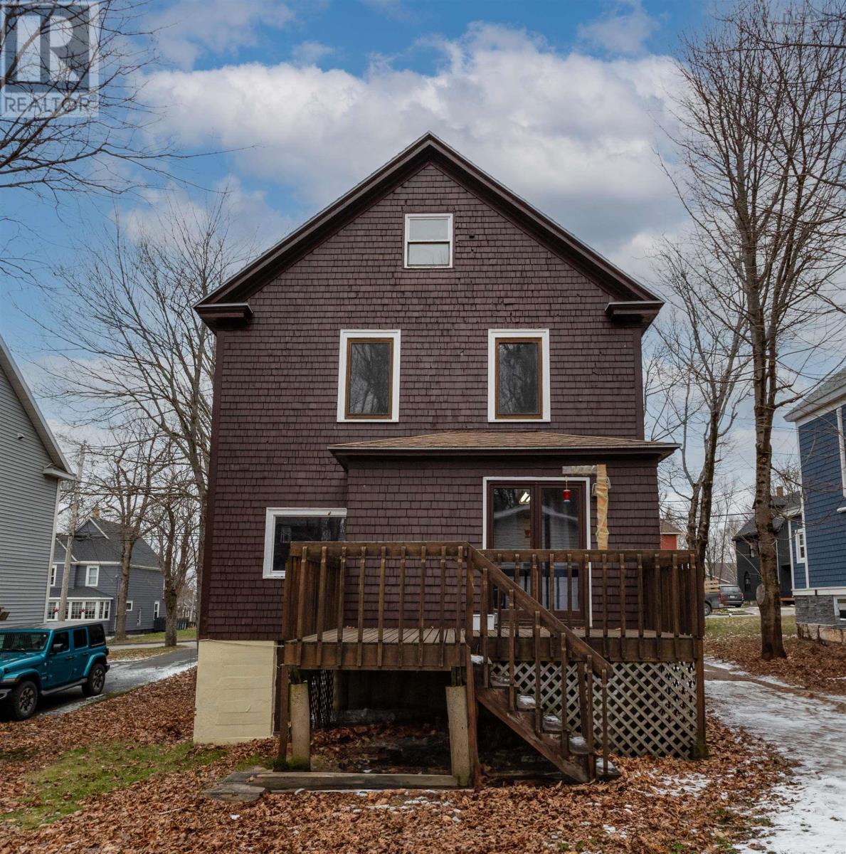 Property at 208 Whitney Avenue image 3