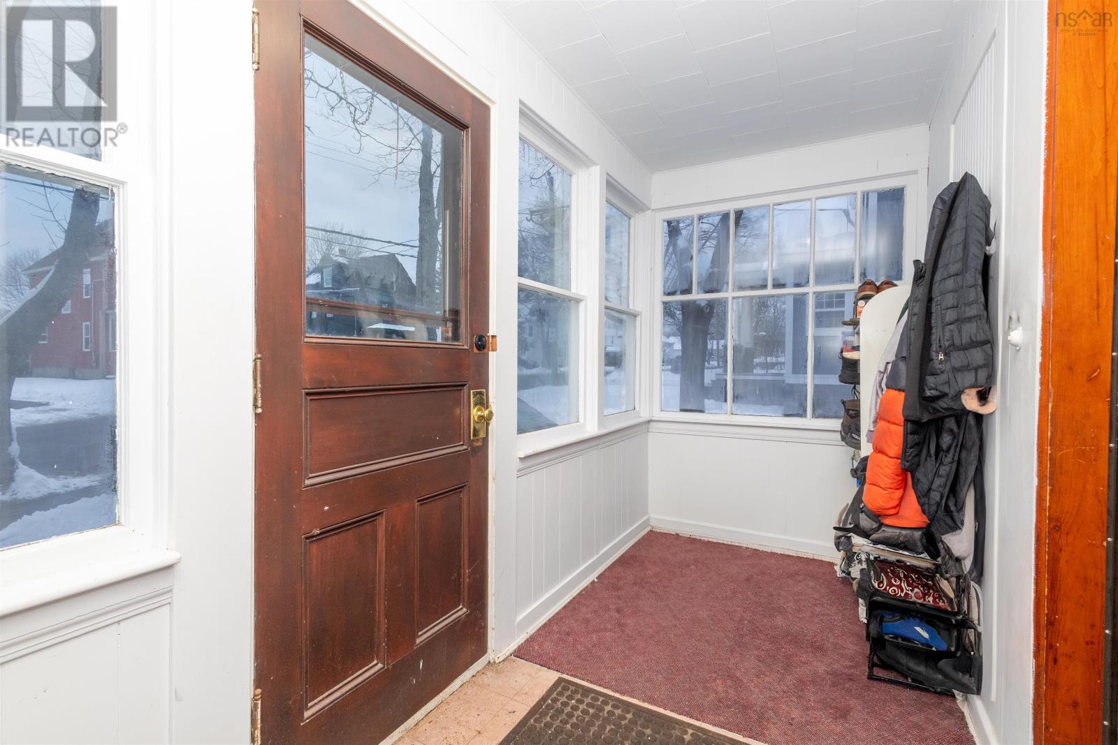 Property at 208 Whitney Avenue image 5