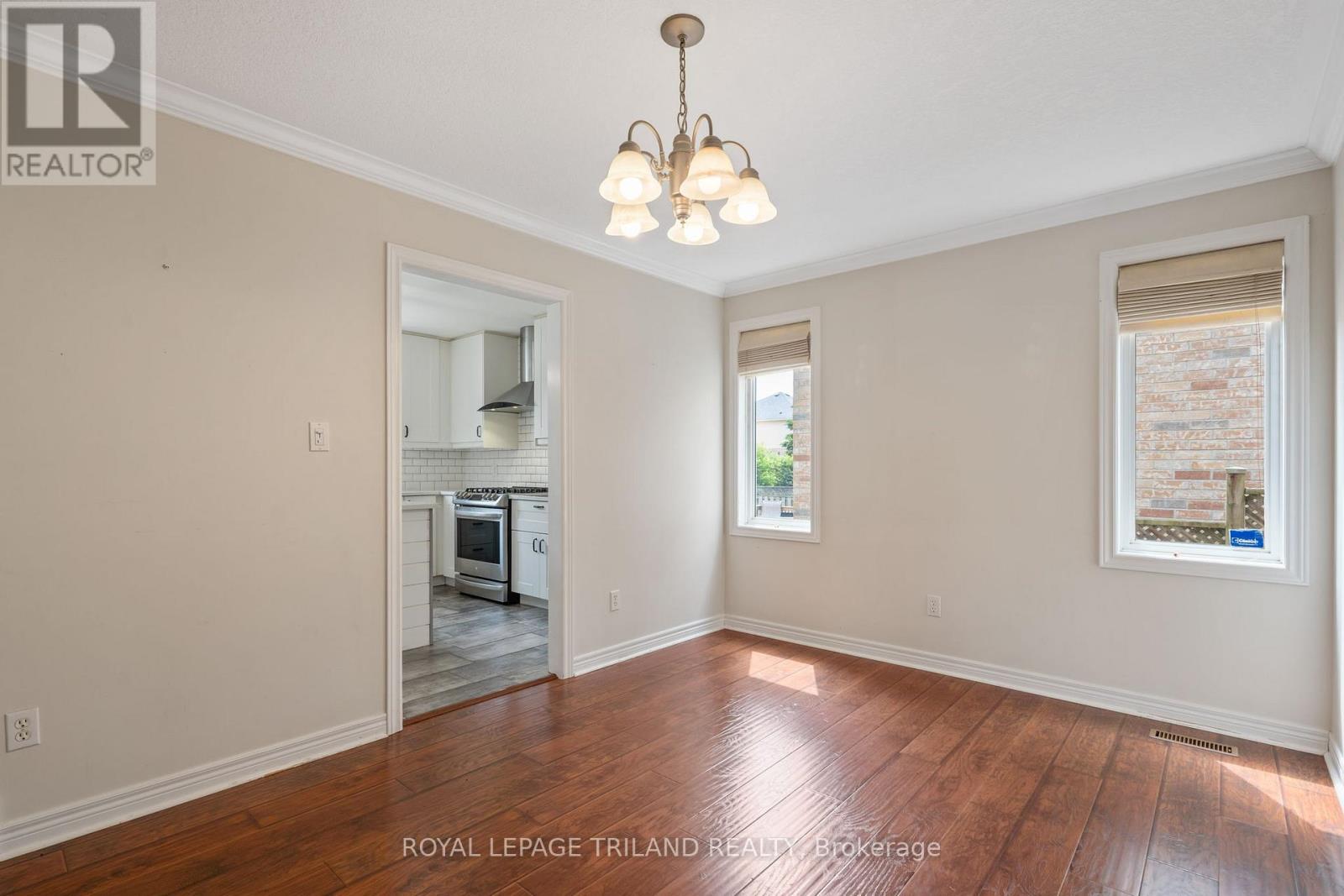 Photo 11 of 50 for 116 Cedarwood Crescent