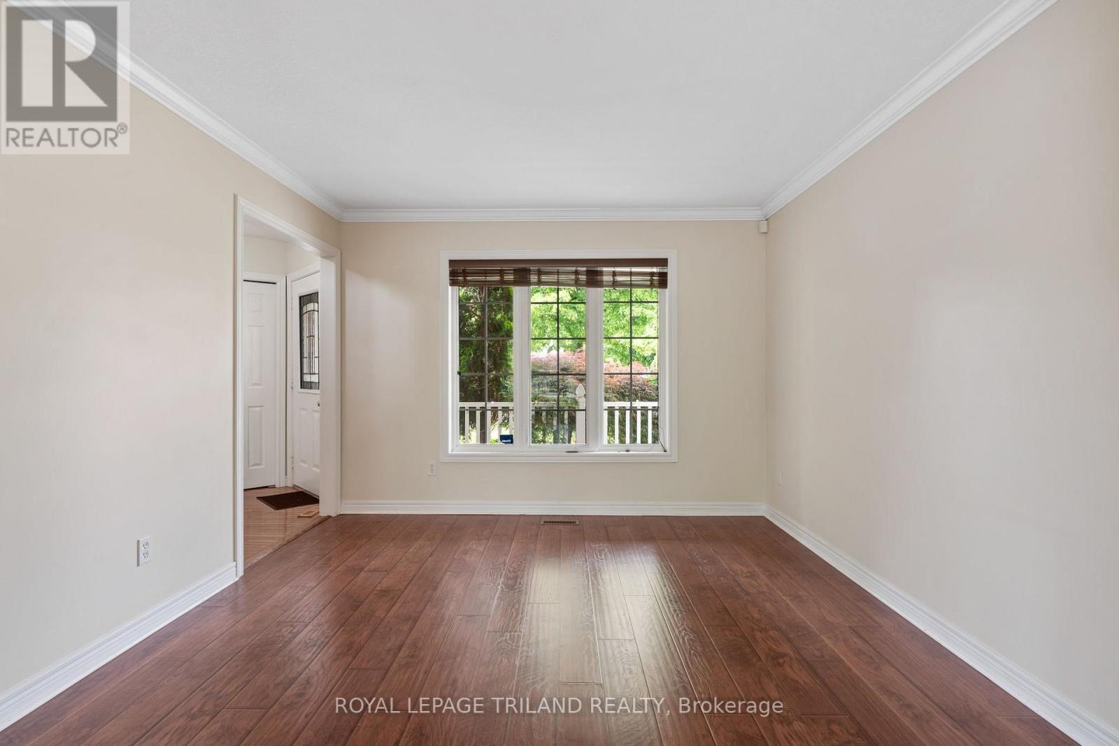 Photo 6 of 50 for 116 Cedarwood Crescent