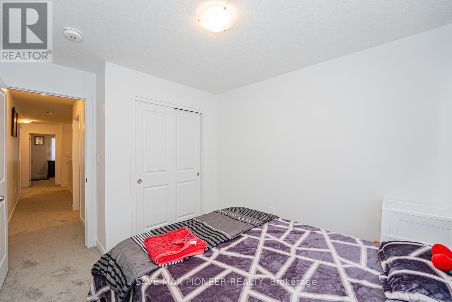 79 Queensbrook Crescent, Cambridge, Ontario  N2B 1L3 - Photo 29 - X12201135