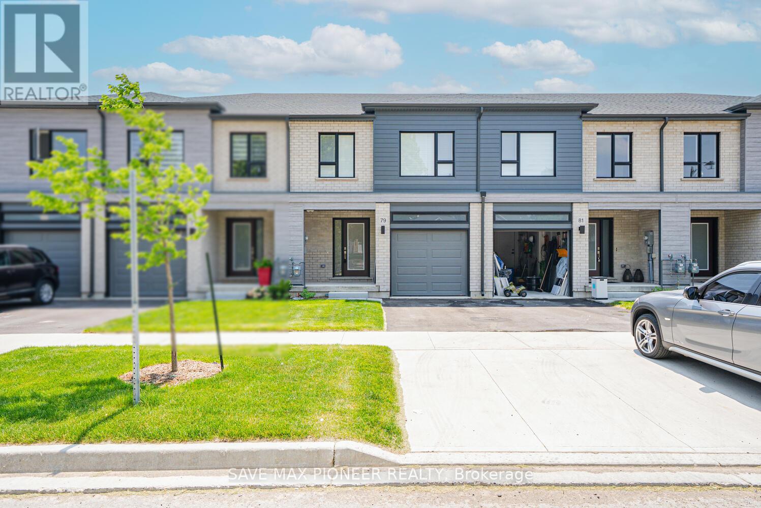 79 Queensbrook Crescent, Cambridge, Ontario  N2B 1L3 - Photo 1 - X12201135