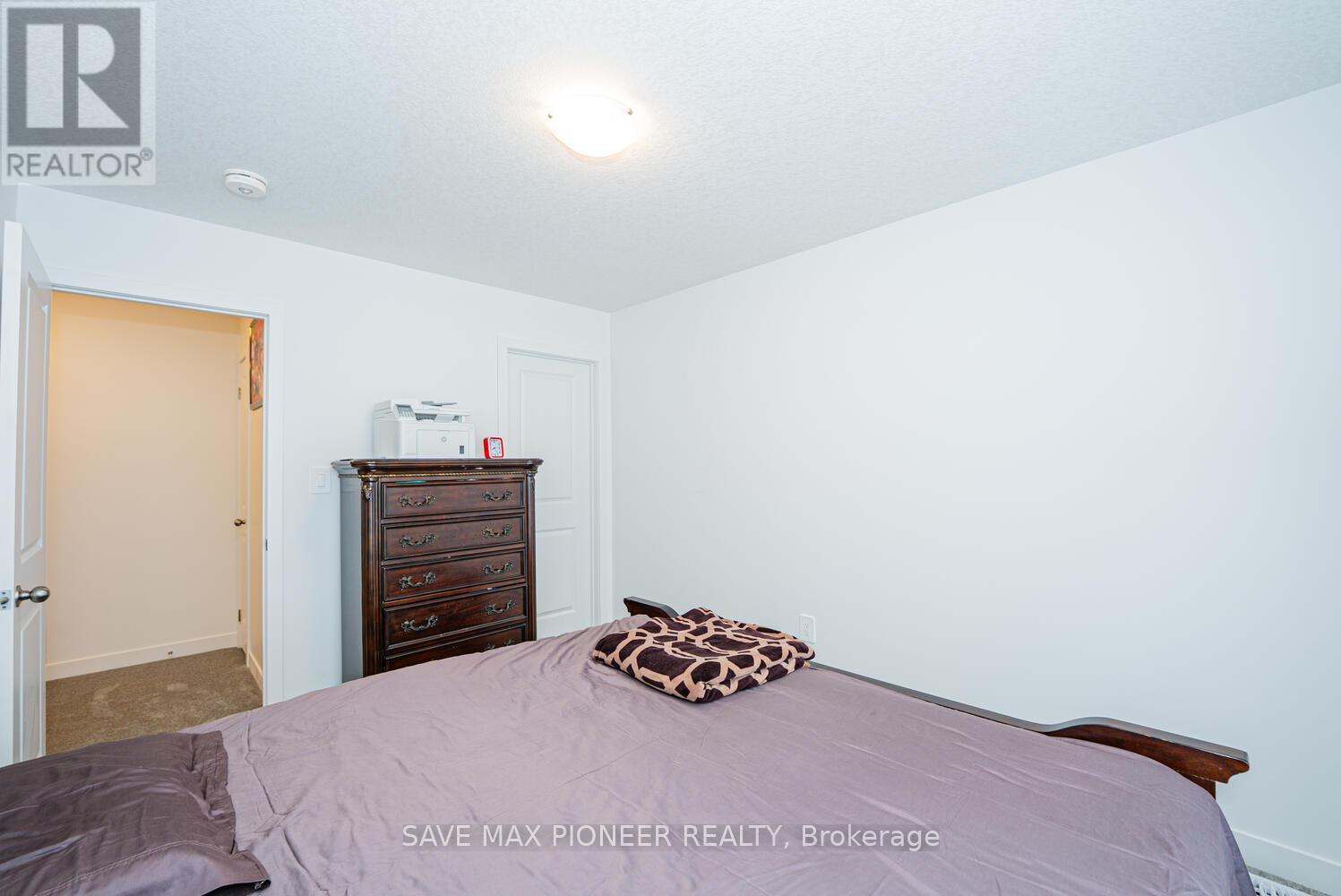 79 Queensbrook Crescent, Cambridge, Ontario  N2B 1L3 - Photo 32 - X12201135