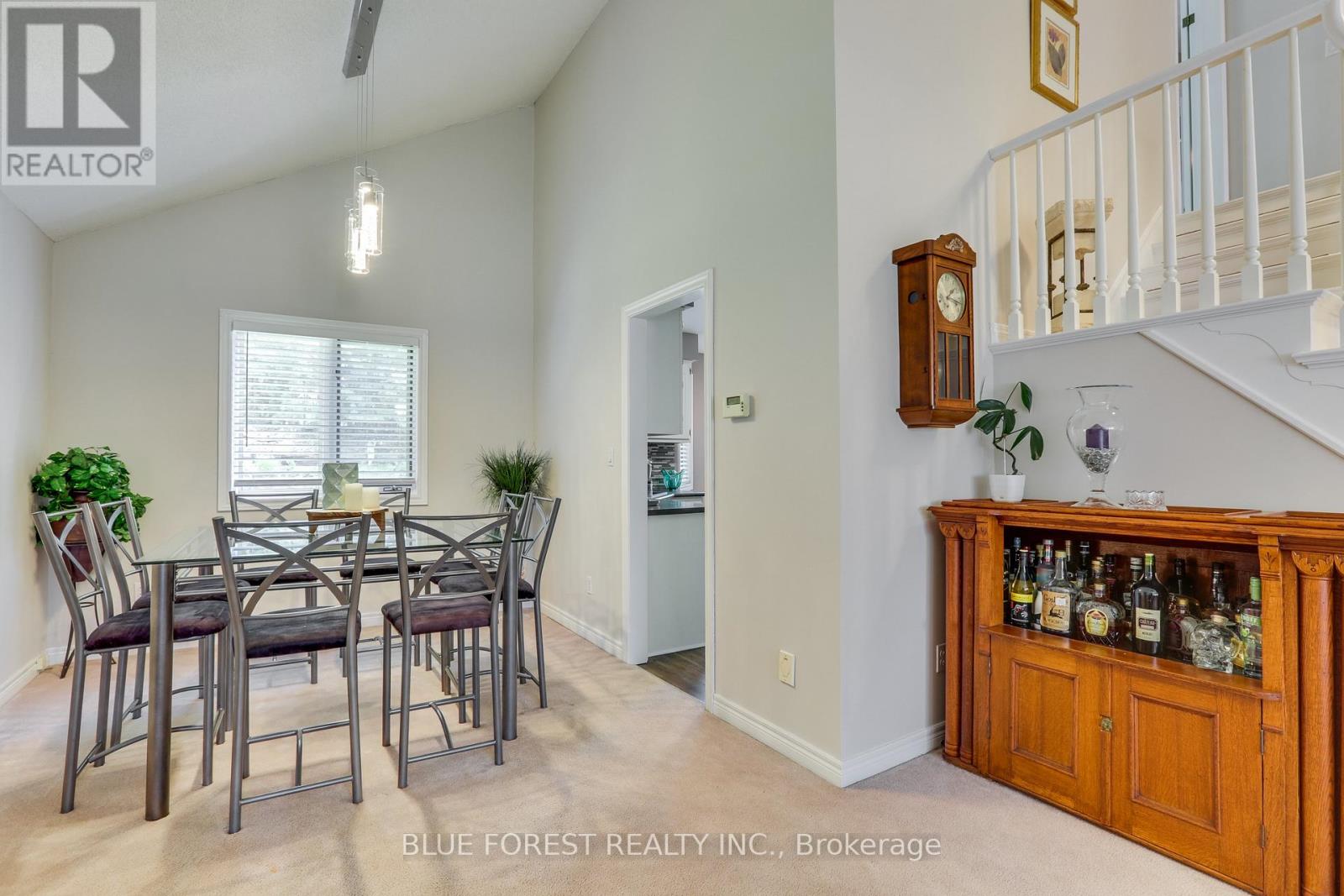 14 Eric Drive, Thames Centre, Ontario  N0L 1G1 - Photo 5 - X12201192