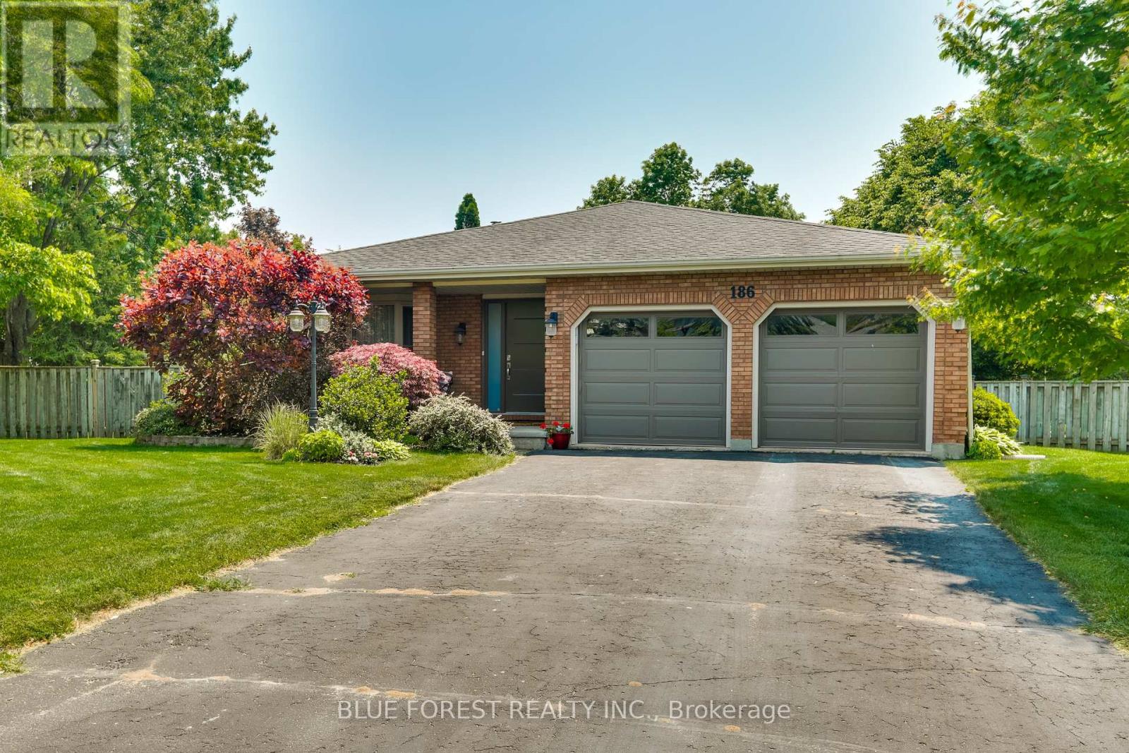186 Scarlett Circle, Thames Centre (Dorchester), Ontario  N0L 1G3 - Photo 1 - X12201217