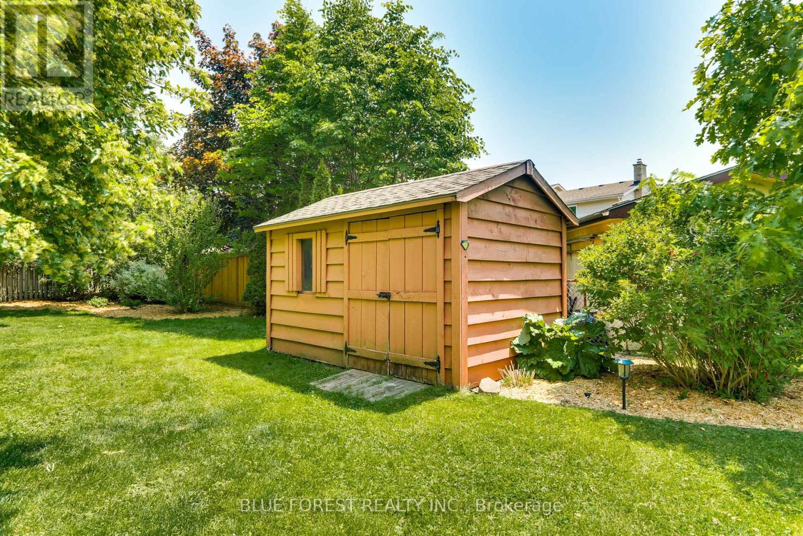 186 Scarlett Circle, Thames Centre (Dorchester), Ontario  N0L 1G3 - Photo 37 - X12201217