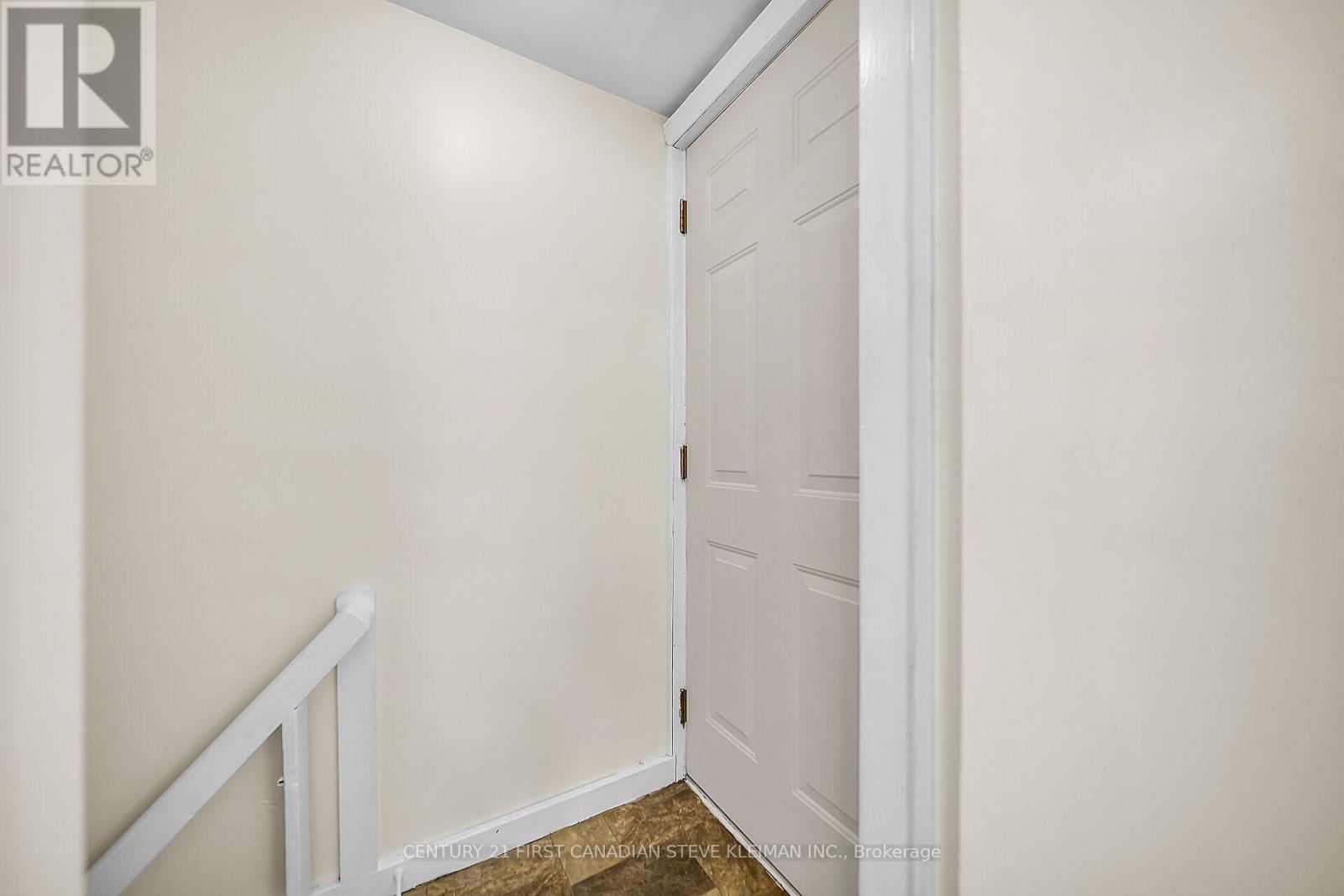 427 Grey Street, London East, Ontario  N6B 1H1 - Photo 18 - X12201224