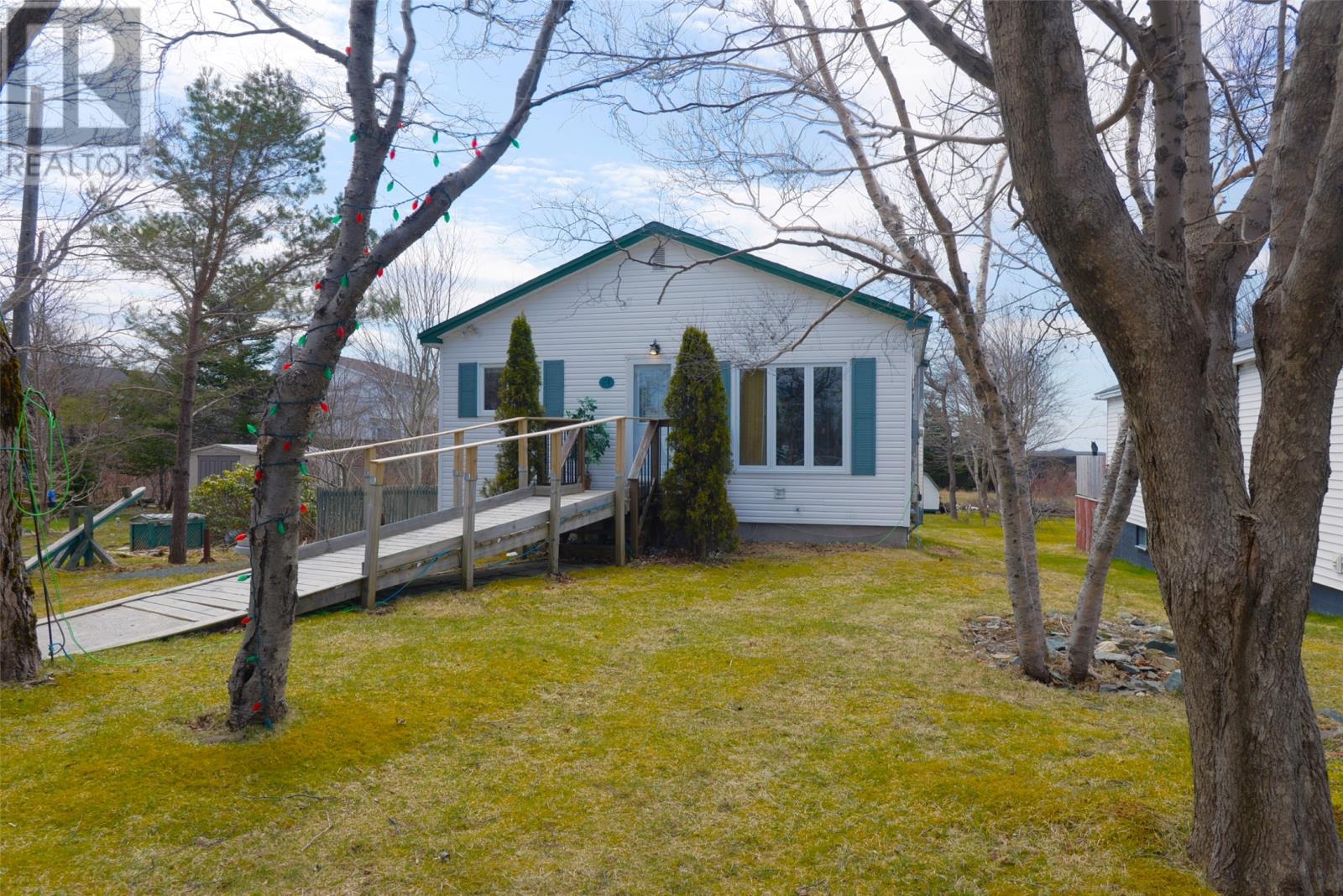 Property at 133 Paradise Road image 1