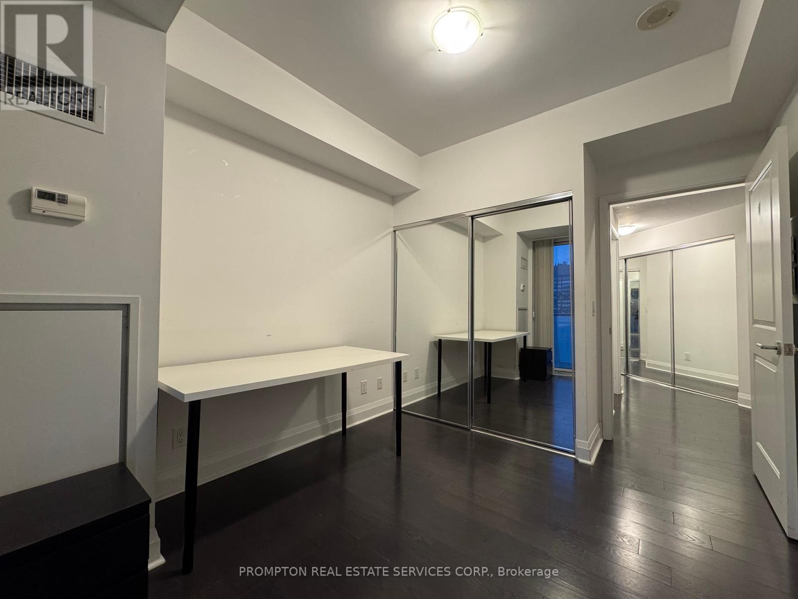 602 - 1080 Bay Street, Toronto, Ontario  M5S 0A5 - Photo 4 - C12201147