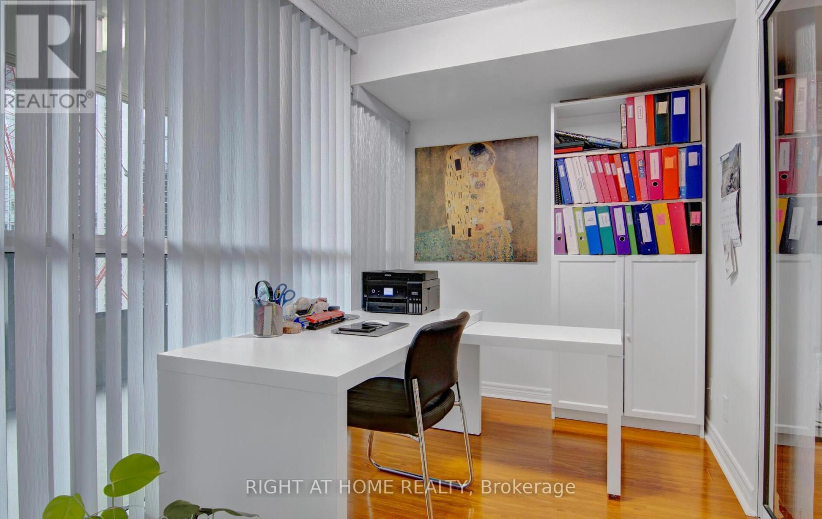 1711 - 23 Hollywood Avenue, Toronto, Ontario  M2N 7L8 - Photo 17 - C12201161