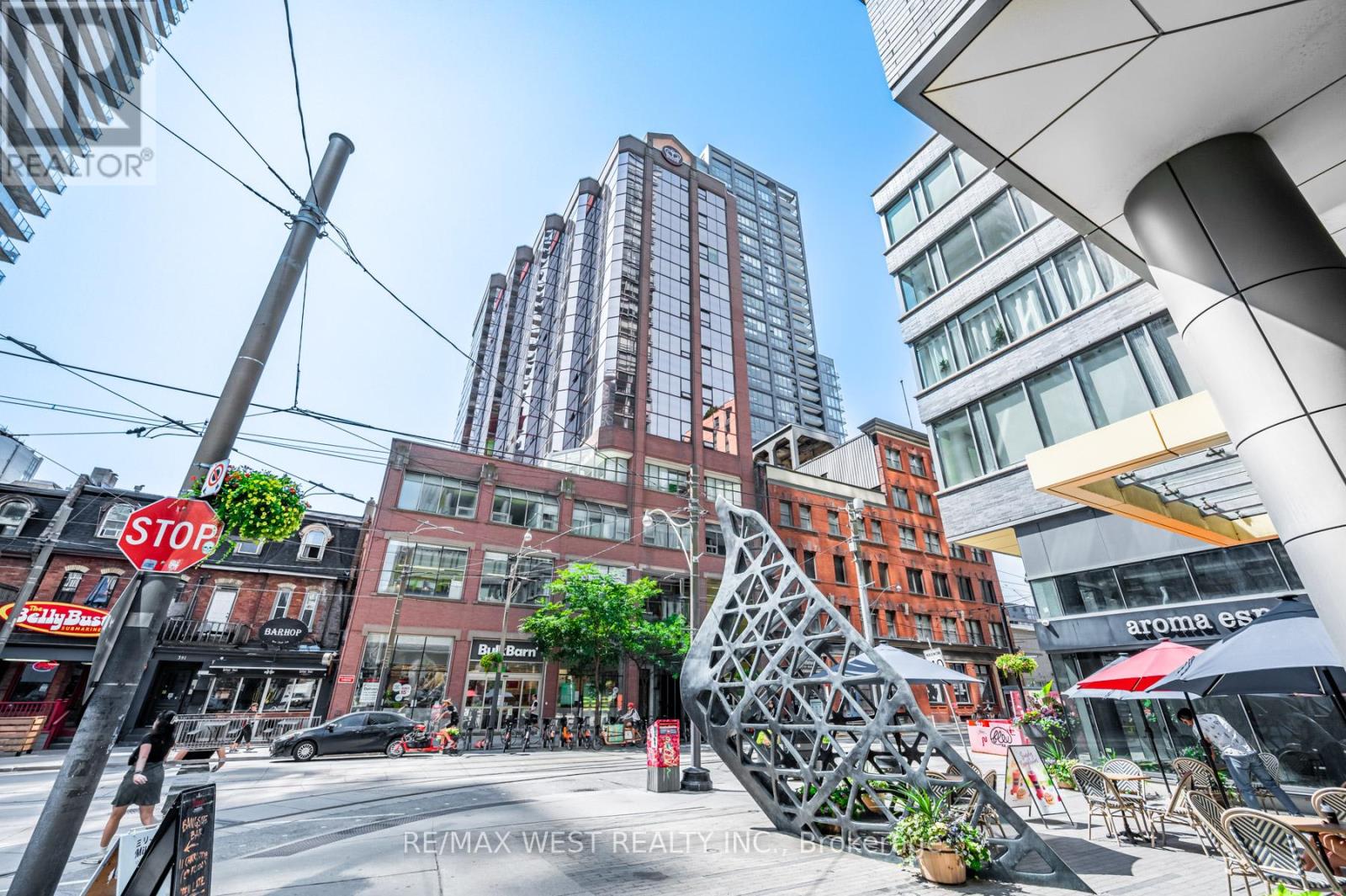 709 - 393 King Street W, Toronto, Ontario  M5V 3G8 - Photo 24 - C12201164