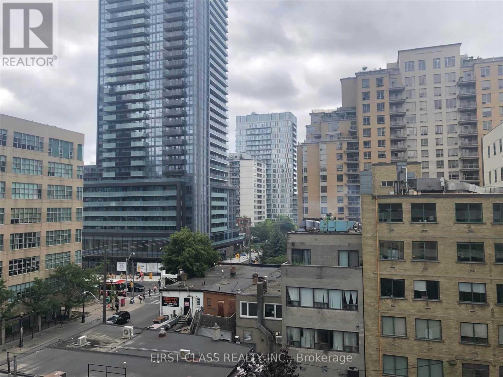 618 - 161 Roehampton Avenue, Toronto, Ontario  M4P 0C8 - Photo 8 - C12201244