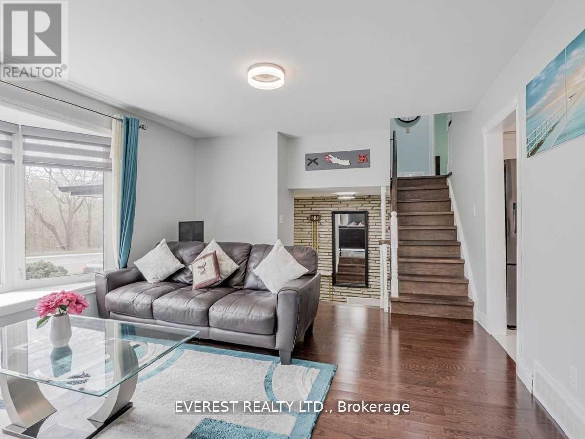 1549 Simcoe Street N, Oshawa (Samac), Ontario  L1G 4X8 - Photo 11 - E12201212